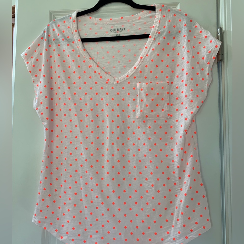 Old Navy V-neck capped sleeve polka dot shirt - Size L - NWOT